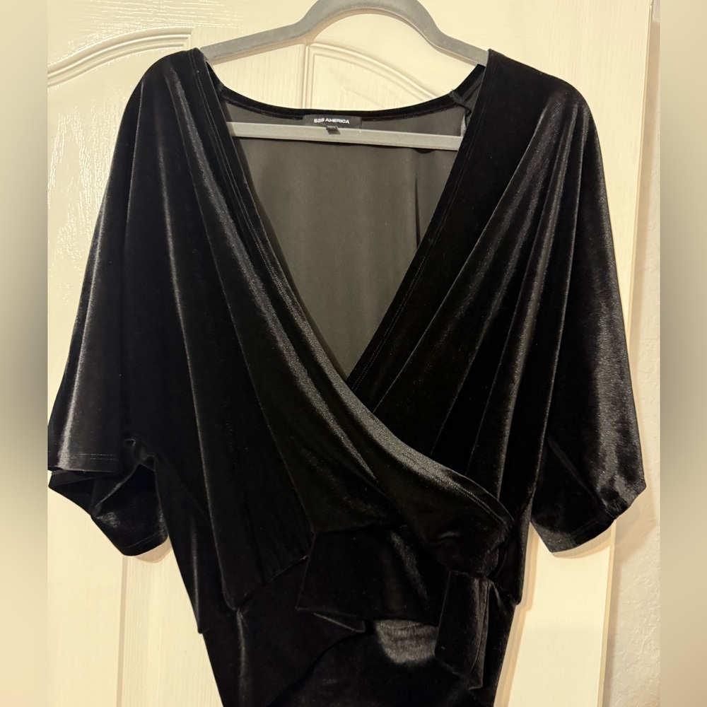 525 America Velvet Top